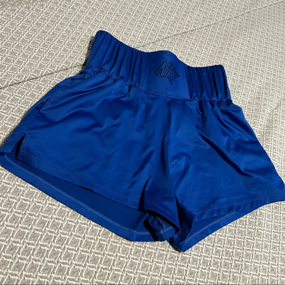 Nike Limited Edition MCMLXXII Knockout Boxer Shorts in Blue